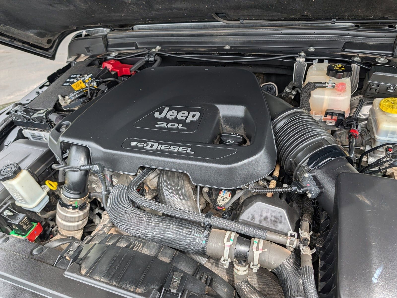Used 2021 Jeep Wrangler Unlimited Rubicon AWD/4WD image 40