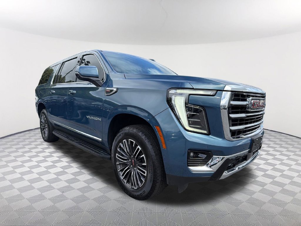 Used 2025 GMC Yukon XL Elevation w/ Technology Package RWD image 3