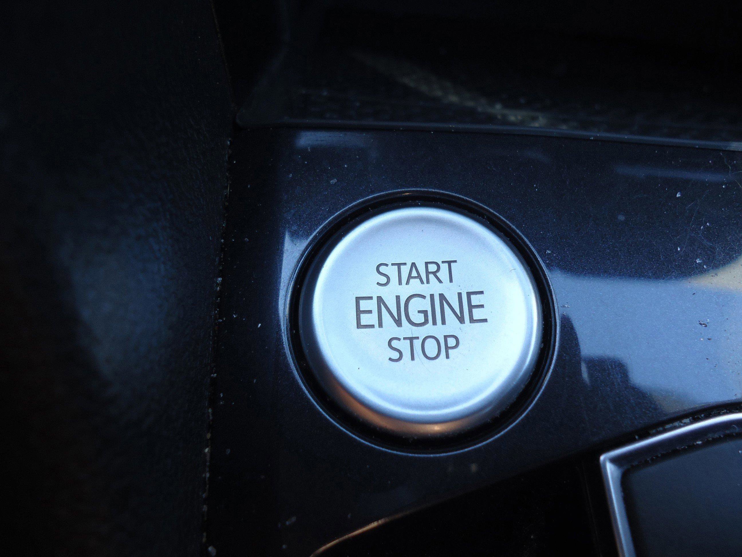 Used 2021 Volkswagen Tiguan SE image 18