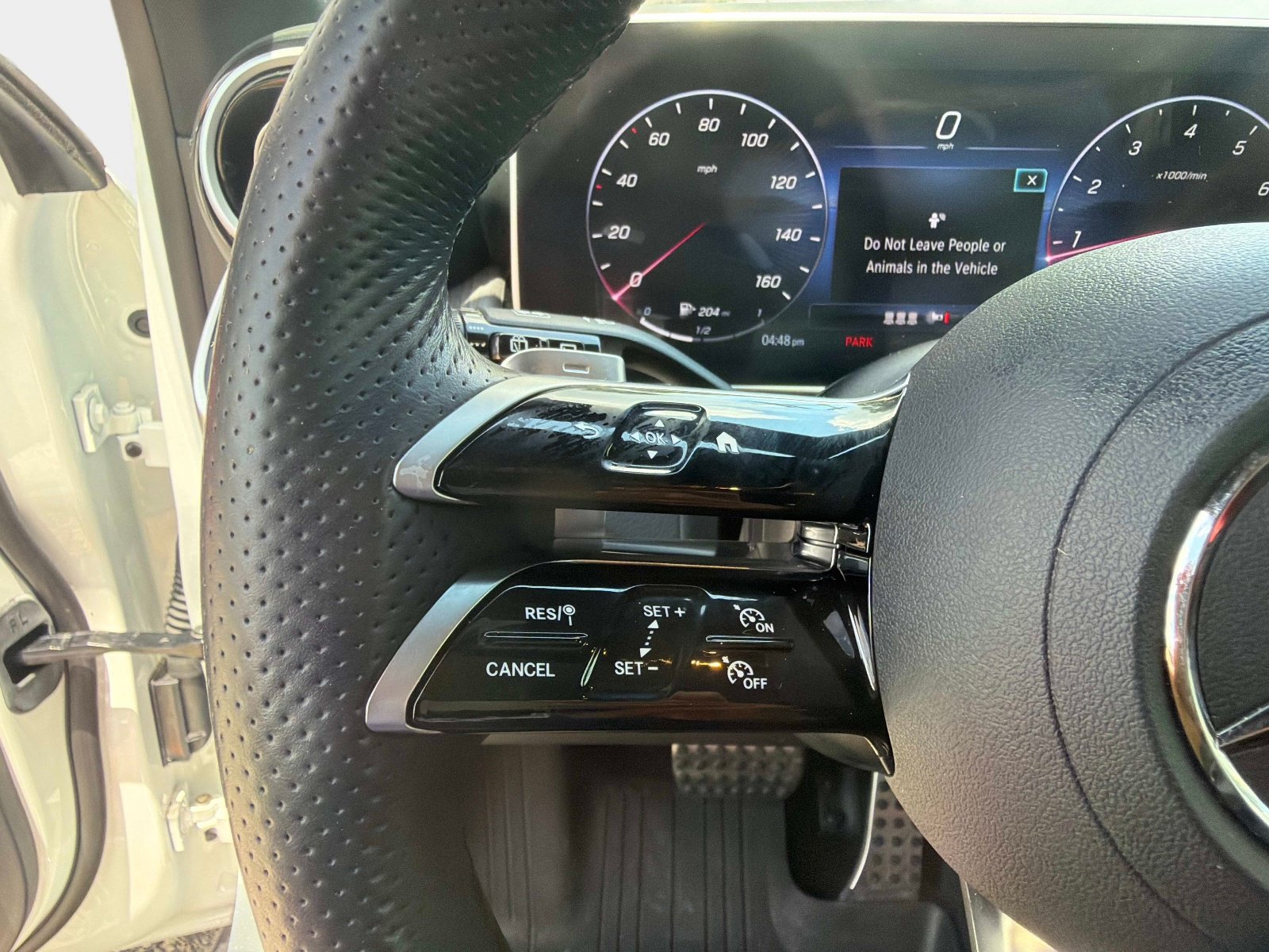 Certified 2024 Mercedes-Benz GLC 300 image 27
