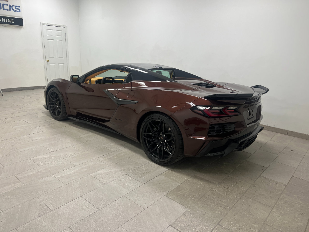Used 2023 Chevrolet Corvette Z06 image 21