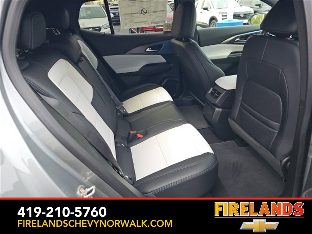 New 2026 Chevrolet Equinox EV LT image 59