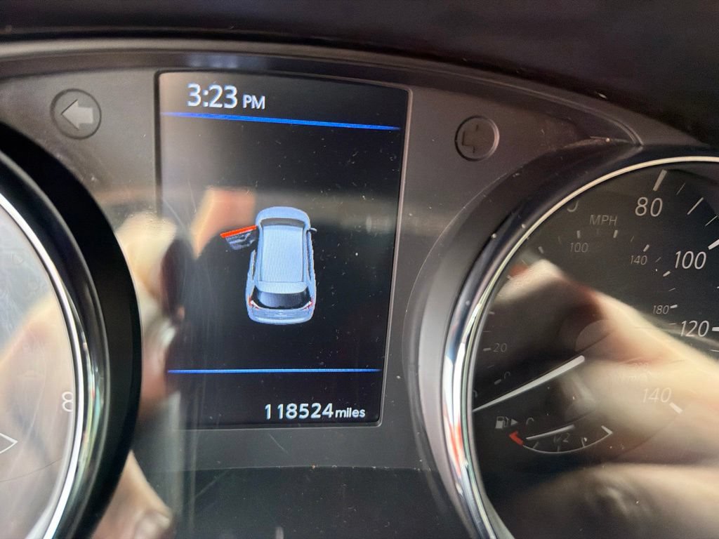 Used 2020 Nissan Rogue SL FWD image 2
