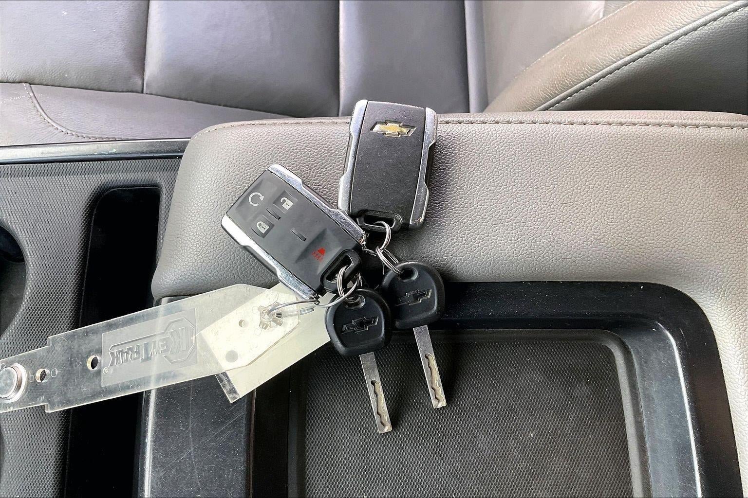 Used 2019 Chevrolet Silverado 2500 LTZ AWD/4WD image 12