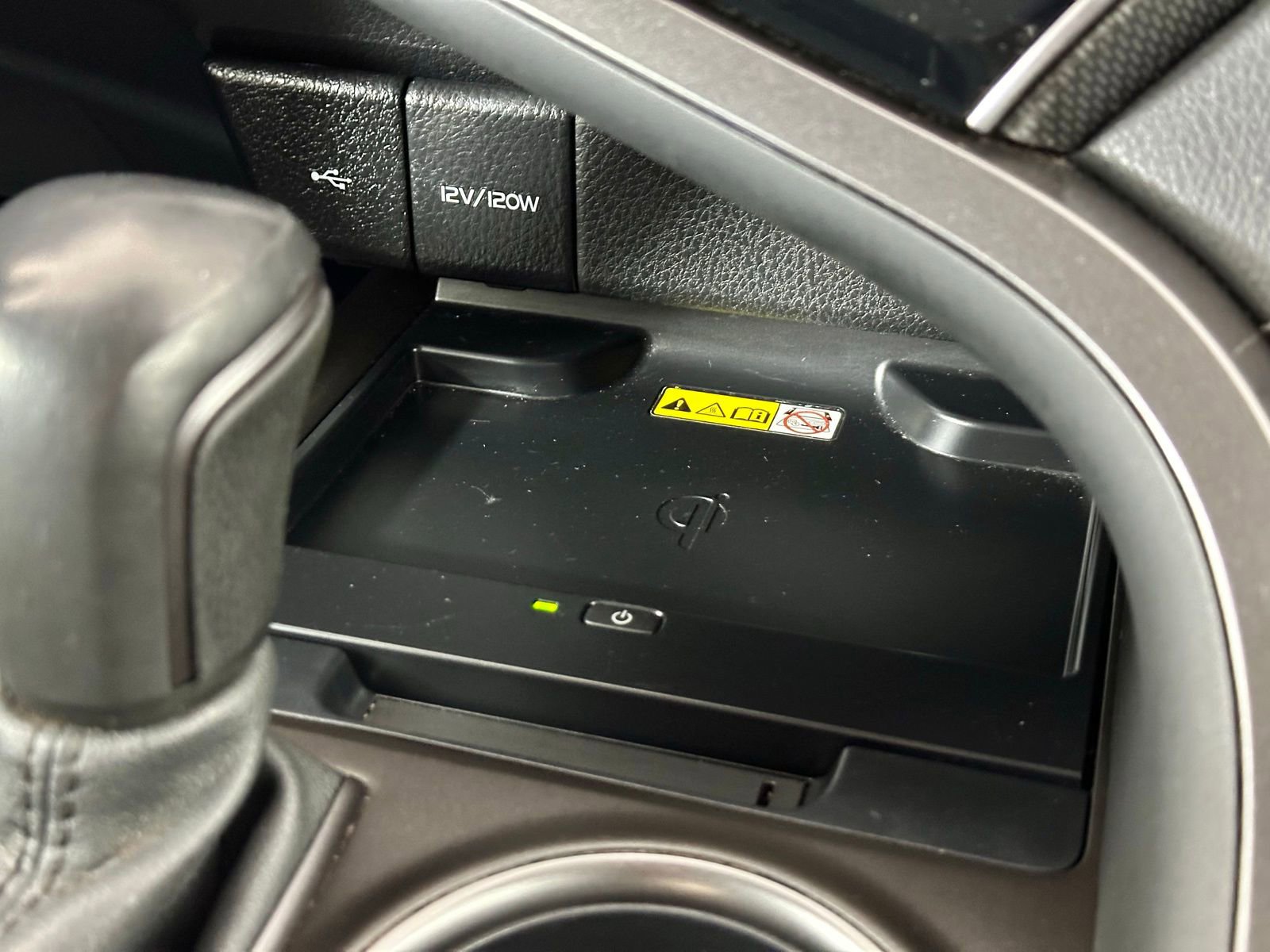 Used 2022 Toyota Camry XSE image 17