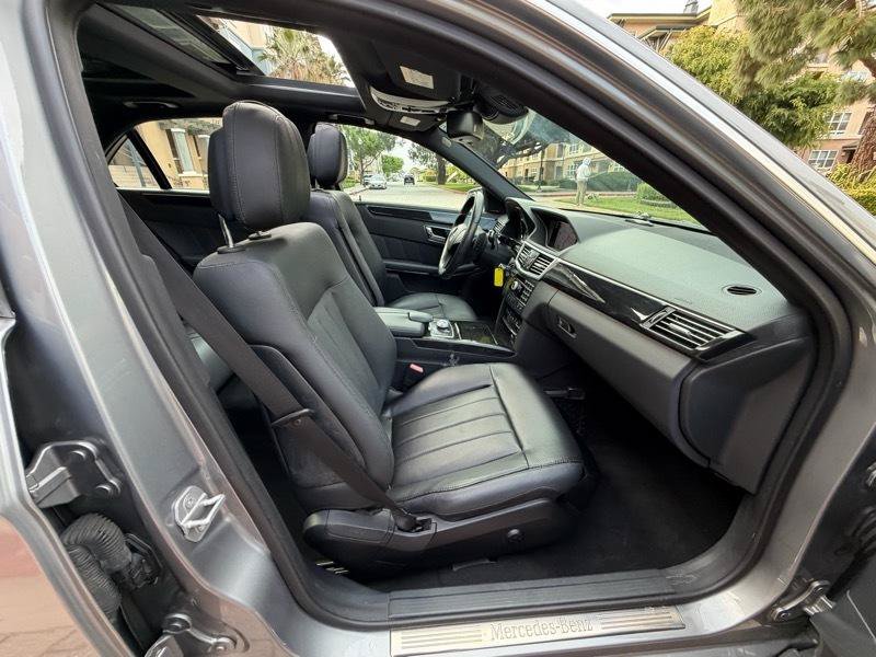 Used 2010 Mercedes-Benz E 550 Sedan image 49