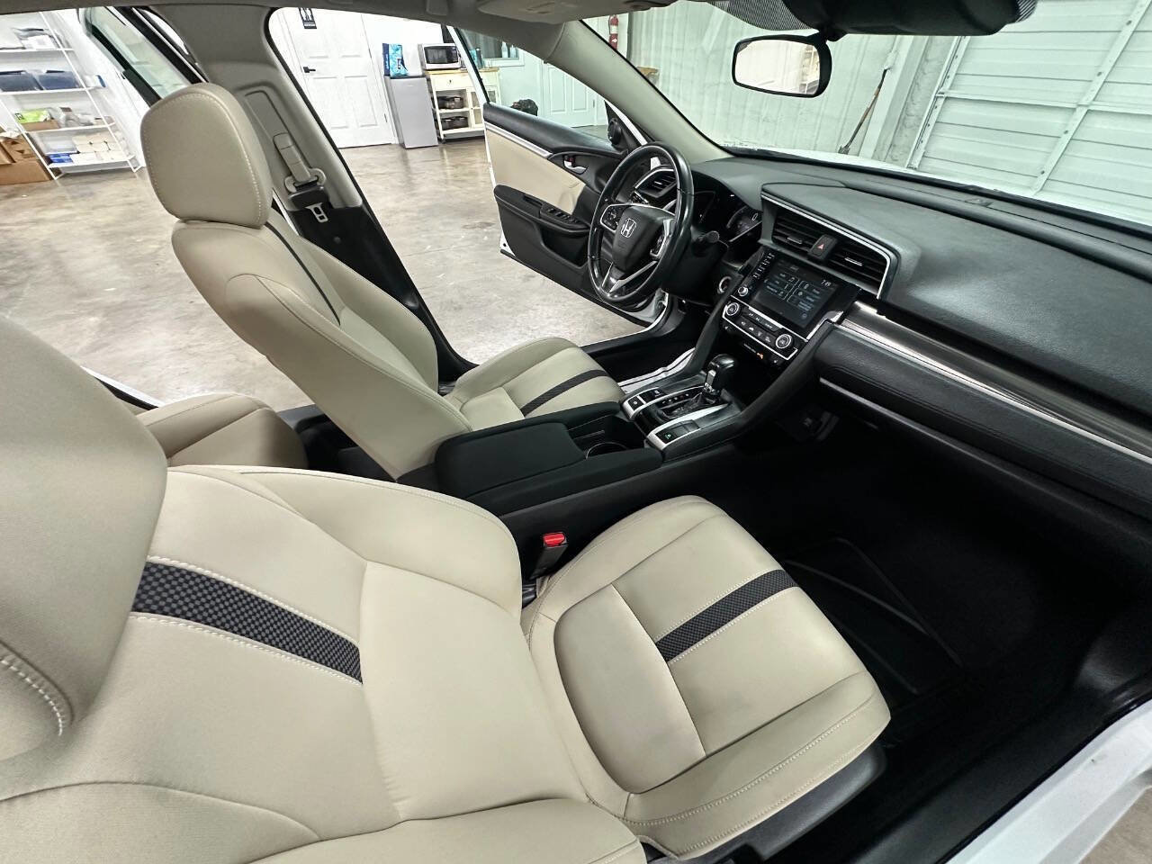 Used 2020 Honda Civic EX image 16