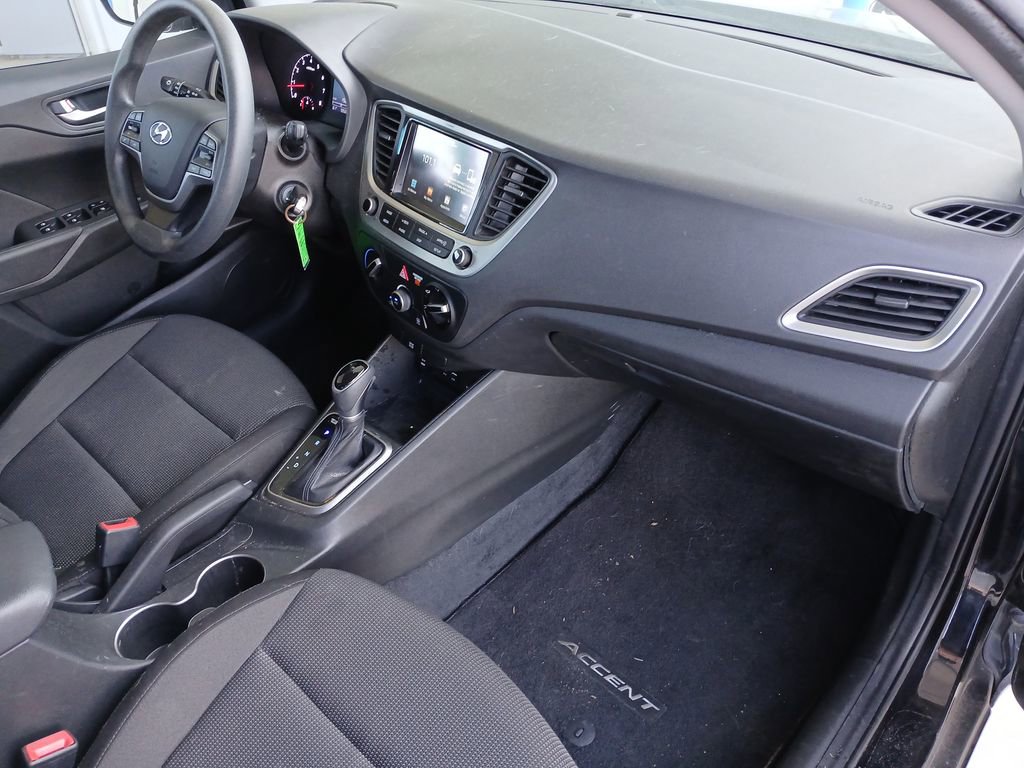 Used 2020 Hyundai Accent SEL image 27