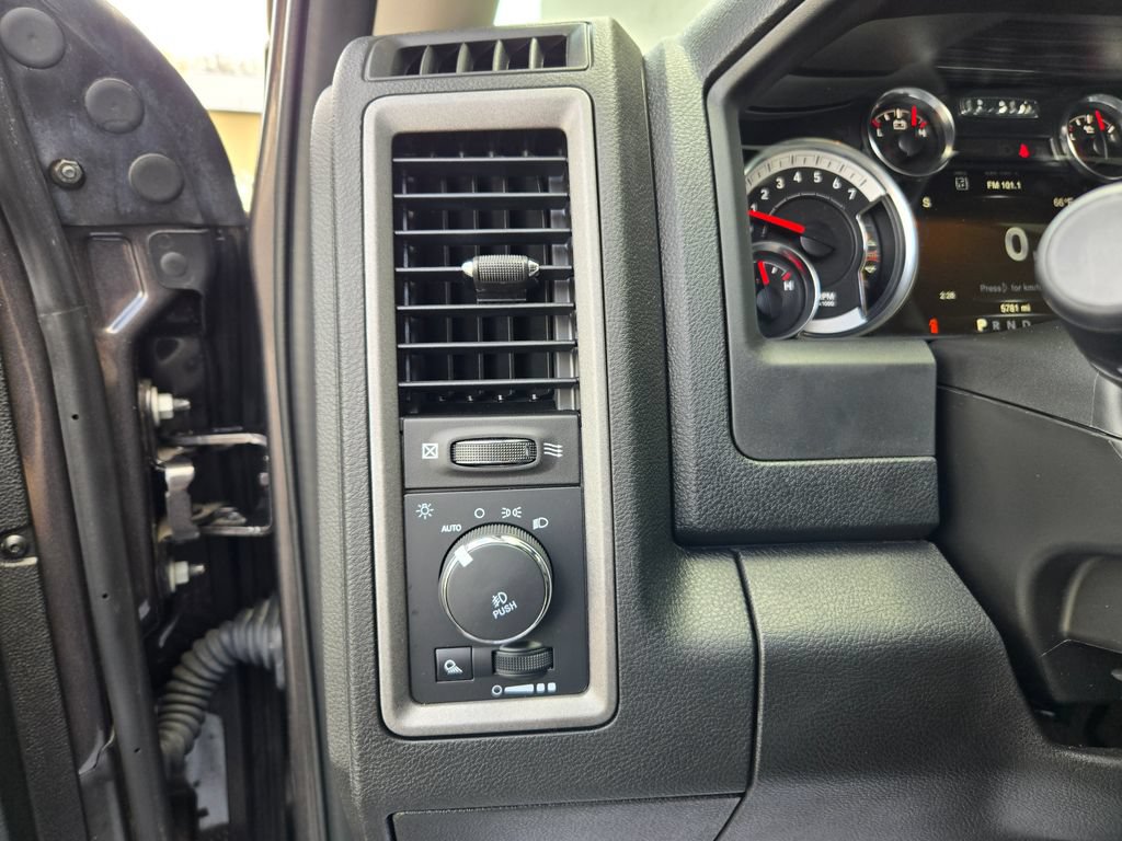 Used 2024 RAM 1500 Tradesman w/ Tradesman SXT Package AWD/4WD image 18