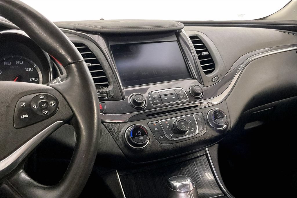 Used 2016 Chevrolet Impala LTZ FWD image 8