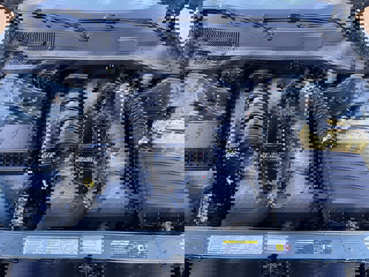 Used 2005 Chrysler 300 Touring image 28