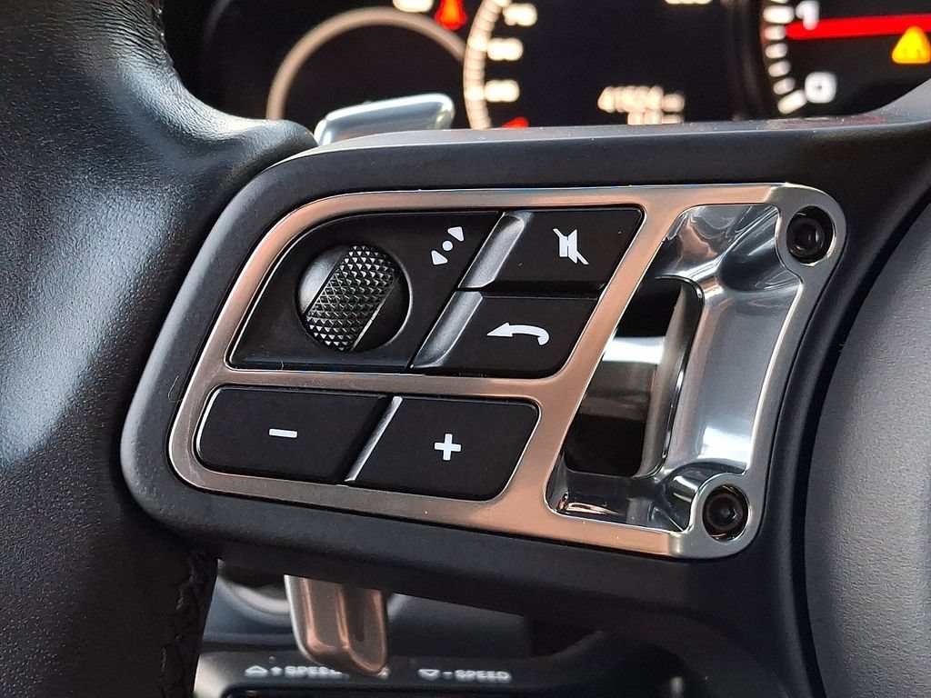Used 2023 Porsche Cayenne Turbo AWD/4WD image 17