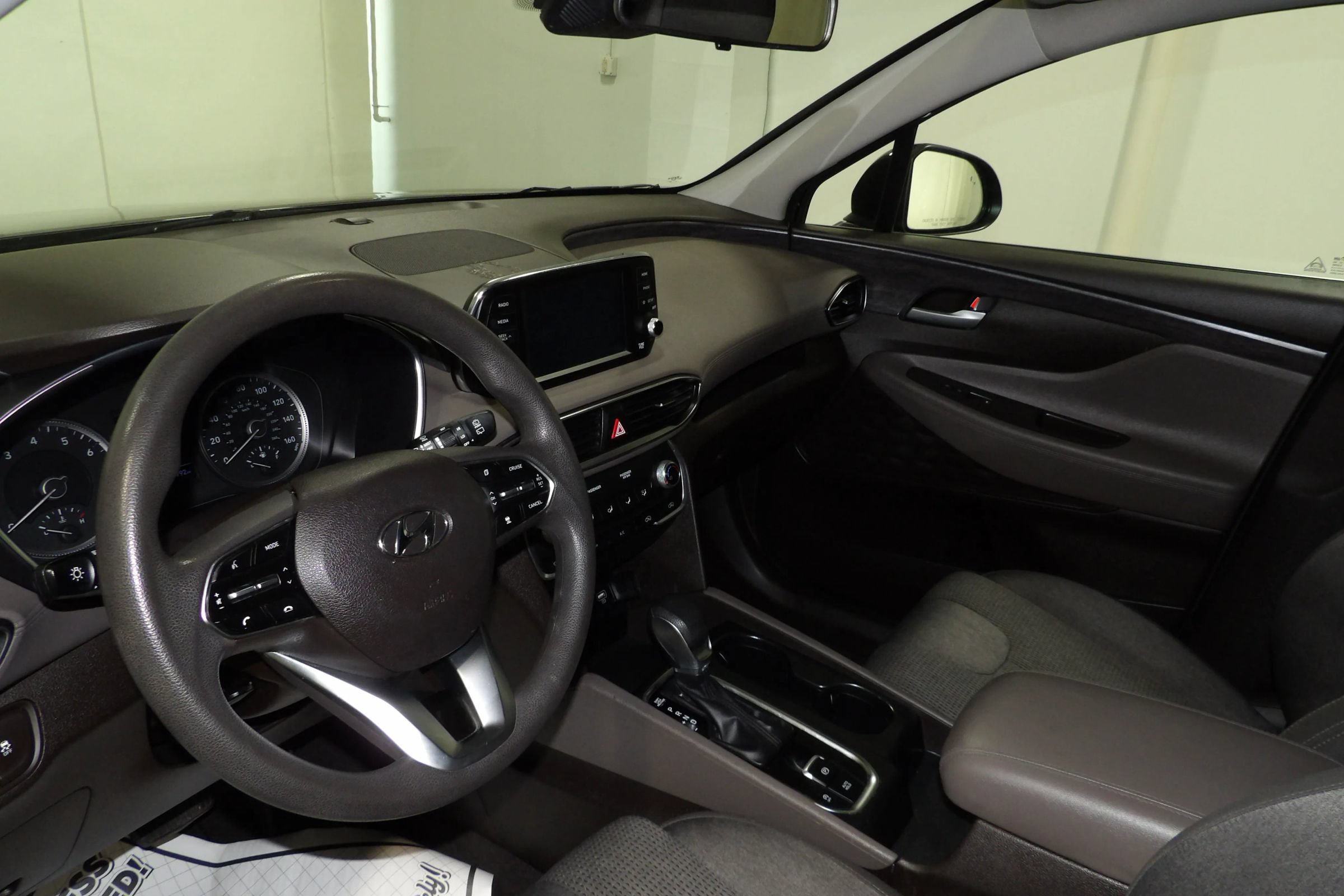Used 2019 Hyundai Santa Fe SE w/ Cargo Package FWD image 11