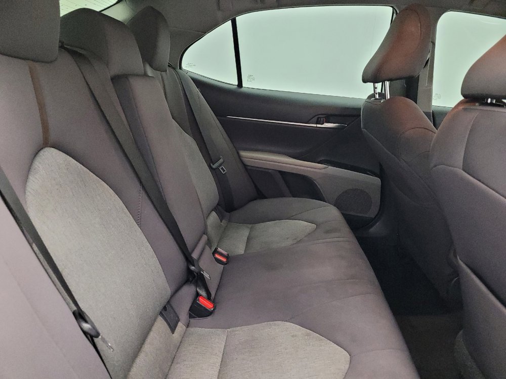 Used 2020 Toyota Camry LE w/ Convenience Package image 19