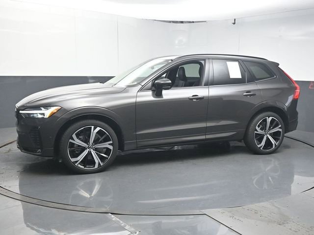 Used 2023 Volvo XC60 B6 Ultimate w/ Protection Package Premier image 4