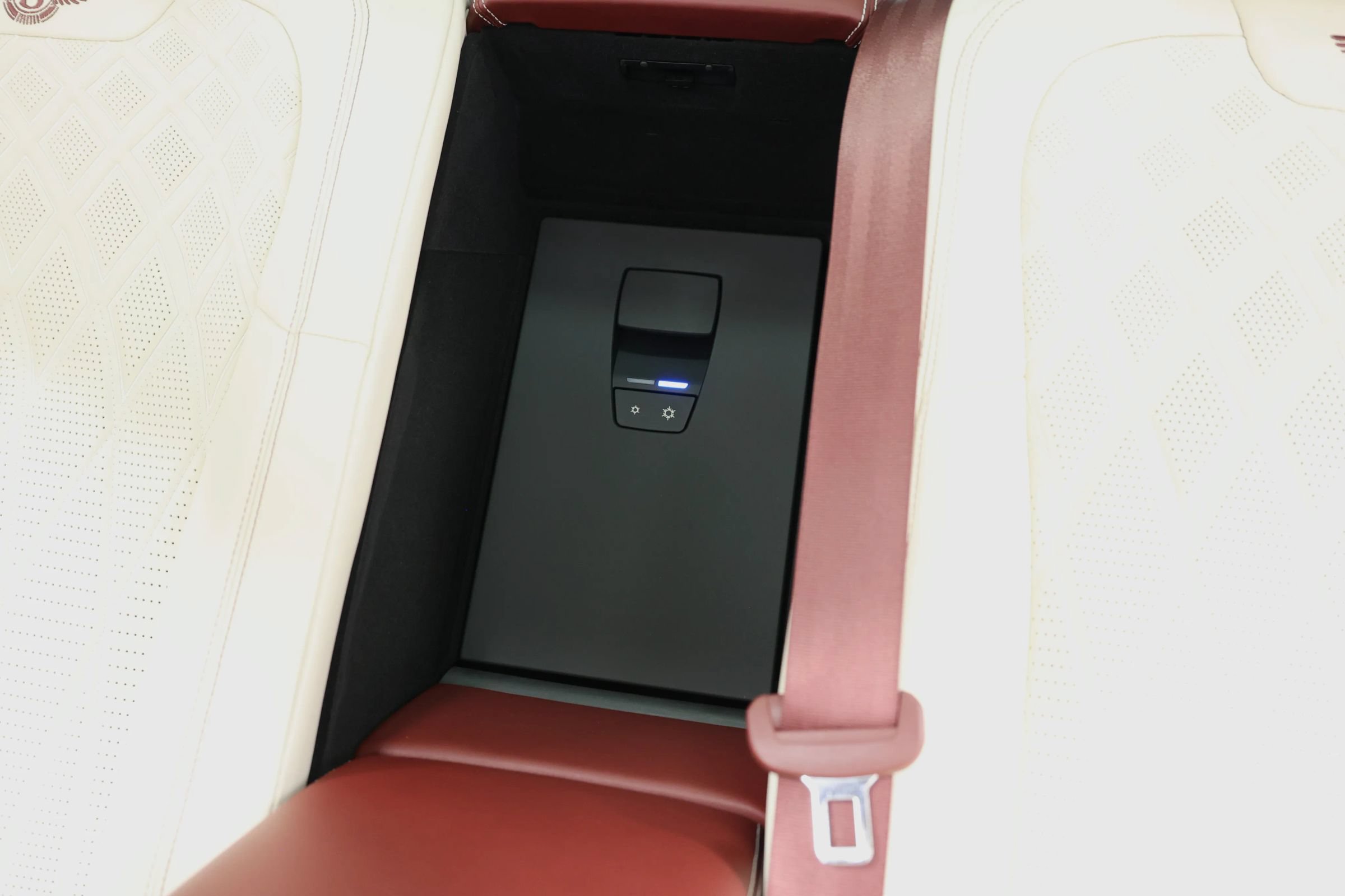 Used 2022 Bentley Flying Spur W12 AWD/4WD image 79