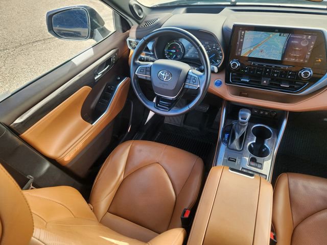 Used 2021 Toyota Highlander Platinum AWD/4WD image 13