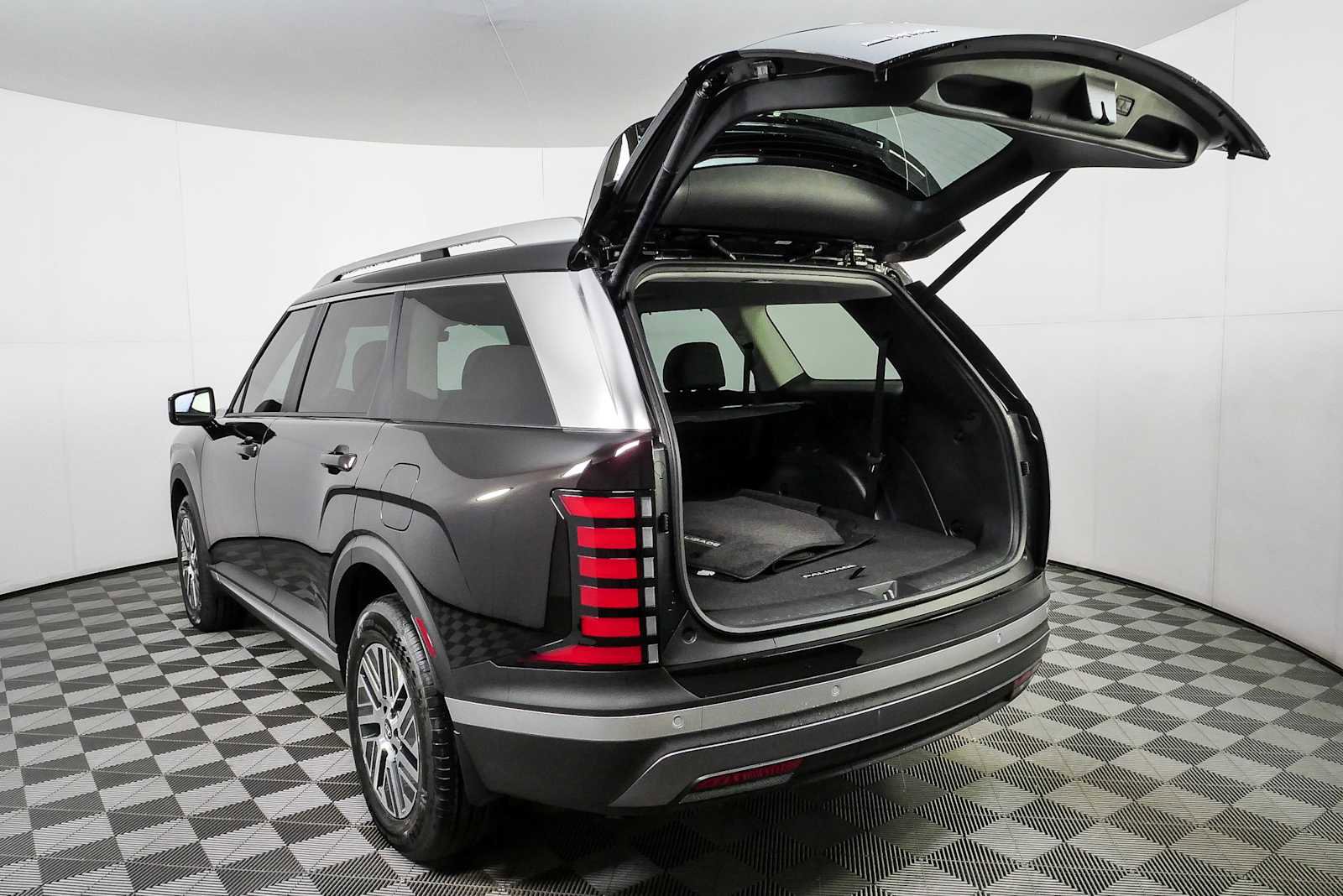 Certified 2026 Hyundai Palisade FWD Hybrid image 32