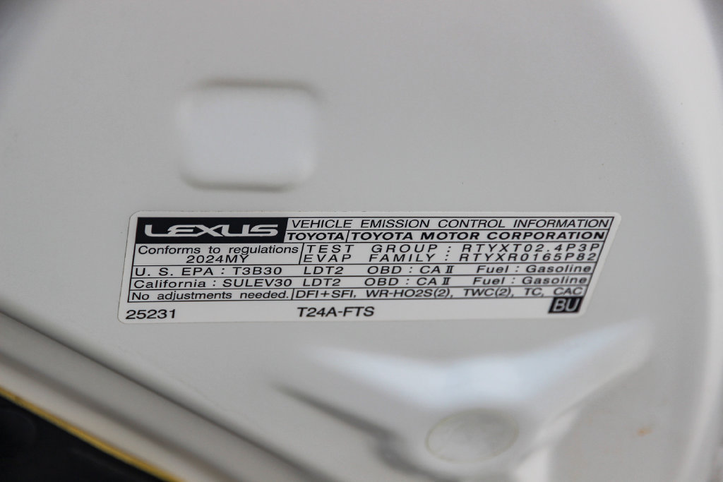 Used 2024 Lexus RX 350 Premium Plus w/ Cold Area Package FWD image 28