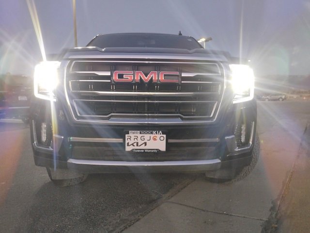 Used 2022 GMC Yukon SLT w/ SLT Luxury Package image 5