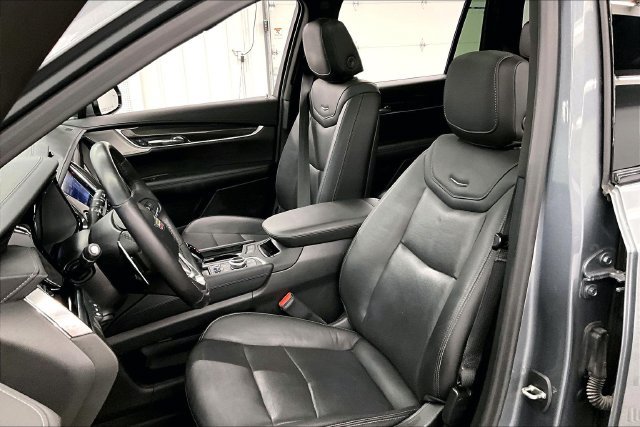 Used 2021 Cadillac XT6 Sport AWD/4WD image 23