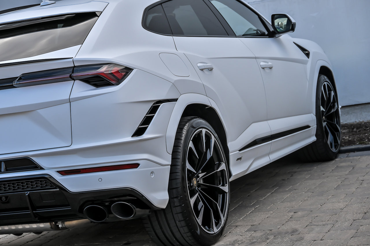 Used 2024 Lamborghini Urus S AWD/4WD image 17