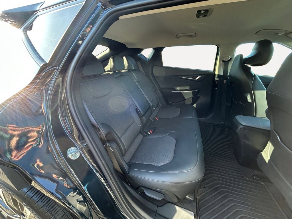 Used 2024 Kia EV6 Light RWD image 12