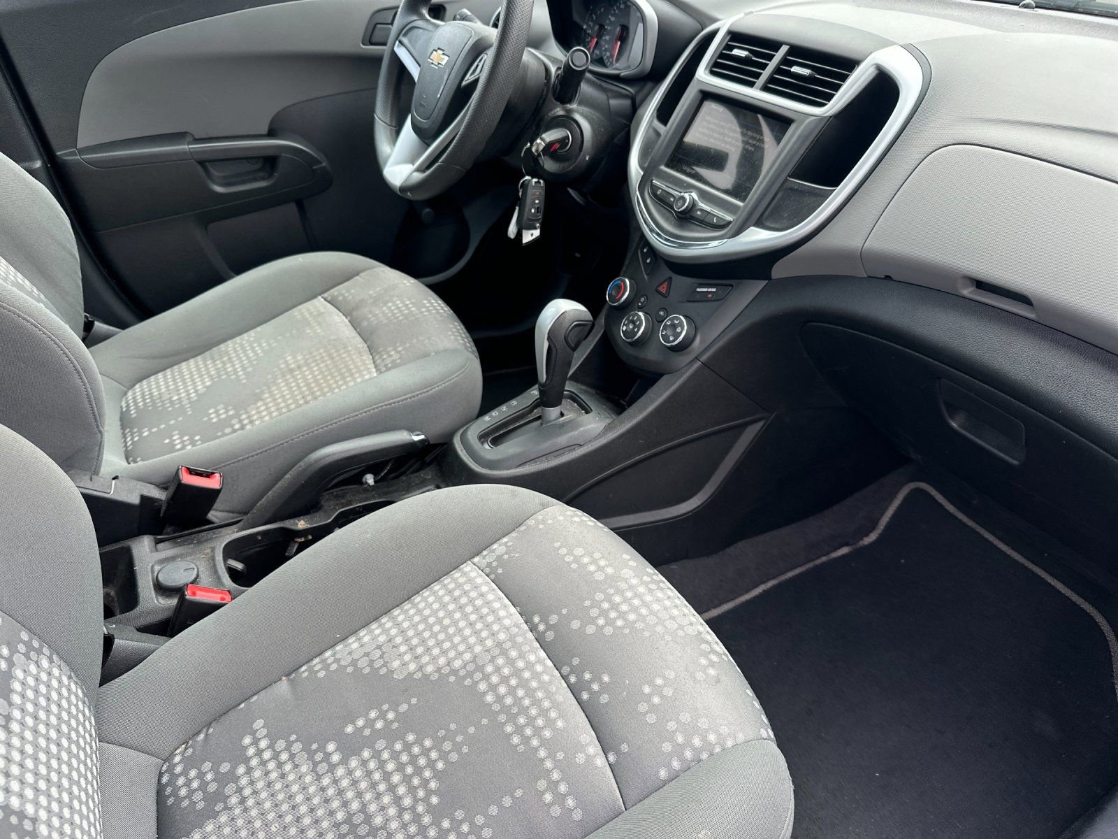 Used 2018 Chevrolet Sonic LS image 14