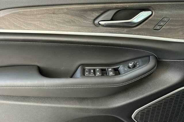New 2026 Jeep Grand Cherokee Limited AWD/4WD image 8