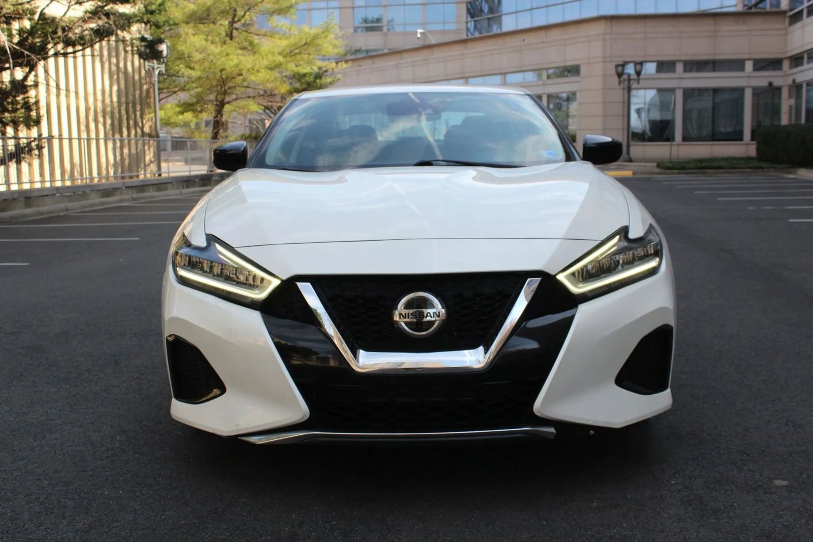 Used 2020 Nissan Maxima 3.5 S w/ Floor Mat Group FWD image 3