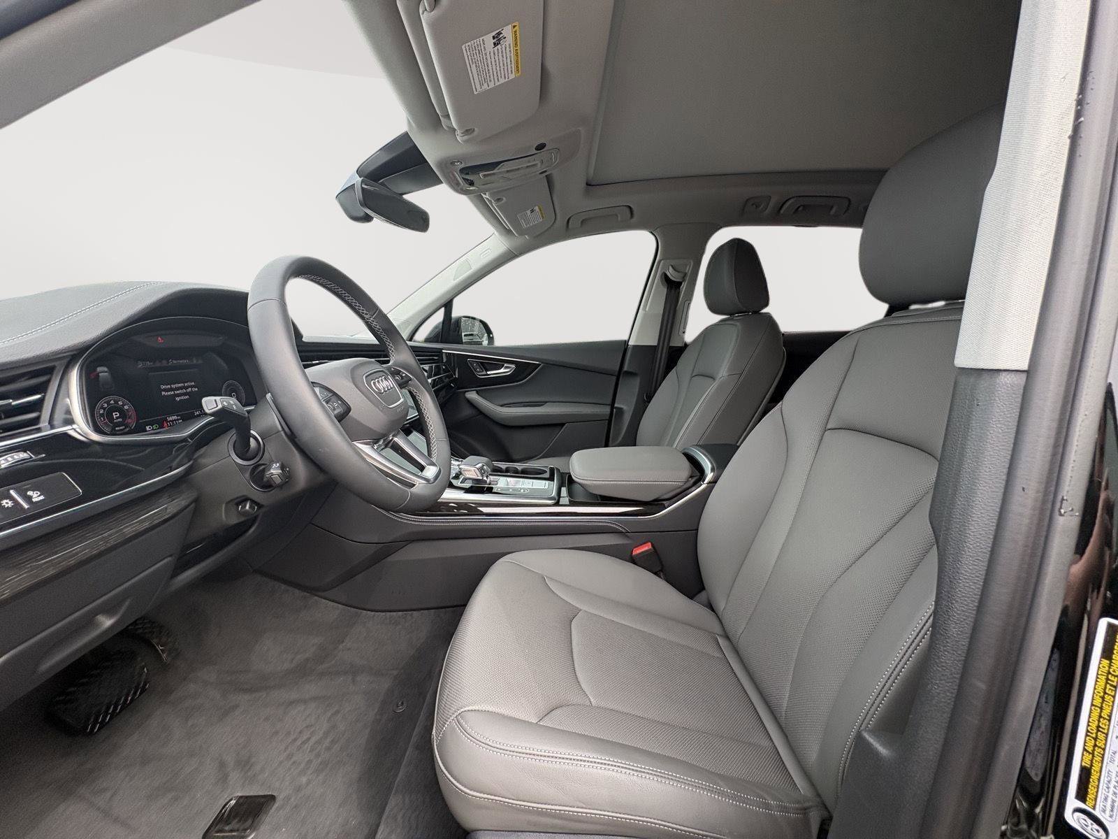 Certified 2025 Audi Q7 3.0T Premium Plus AWD/4WD image 10