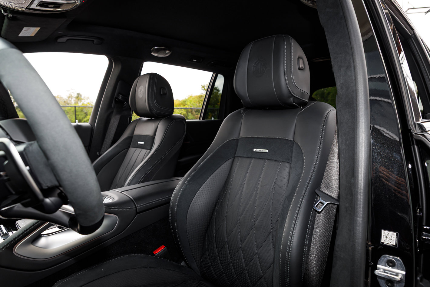 Used 2025 Mercedes-Benz GLS 63 AMG 4MATIC image 24