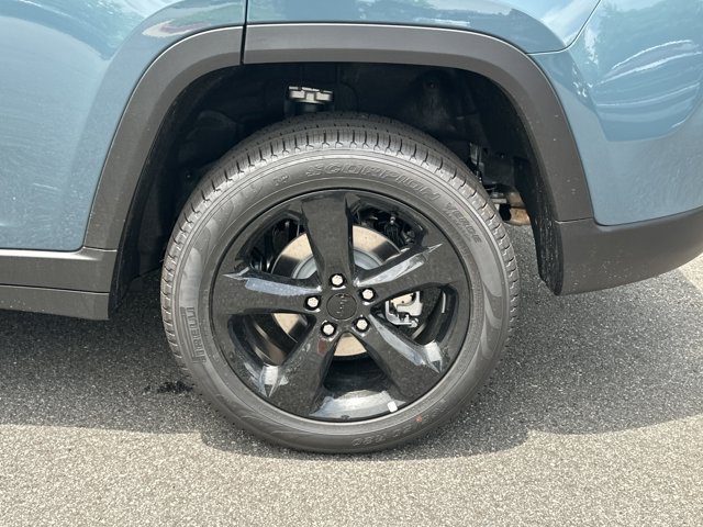 New 2026 Jeep Grand Cherokee Limited w/ Limited Altitude Package AWD/4WD image 18