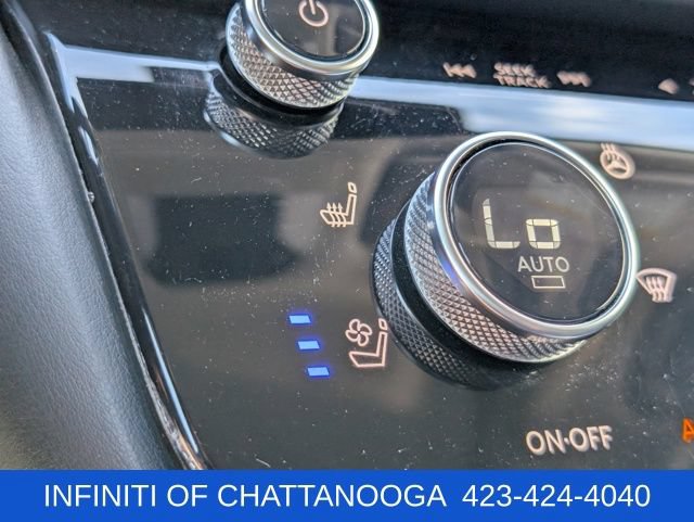 Used 2023 INFINITI QX60 Sensory w/ Cargo Package AWD/4WD image 15
