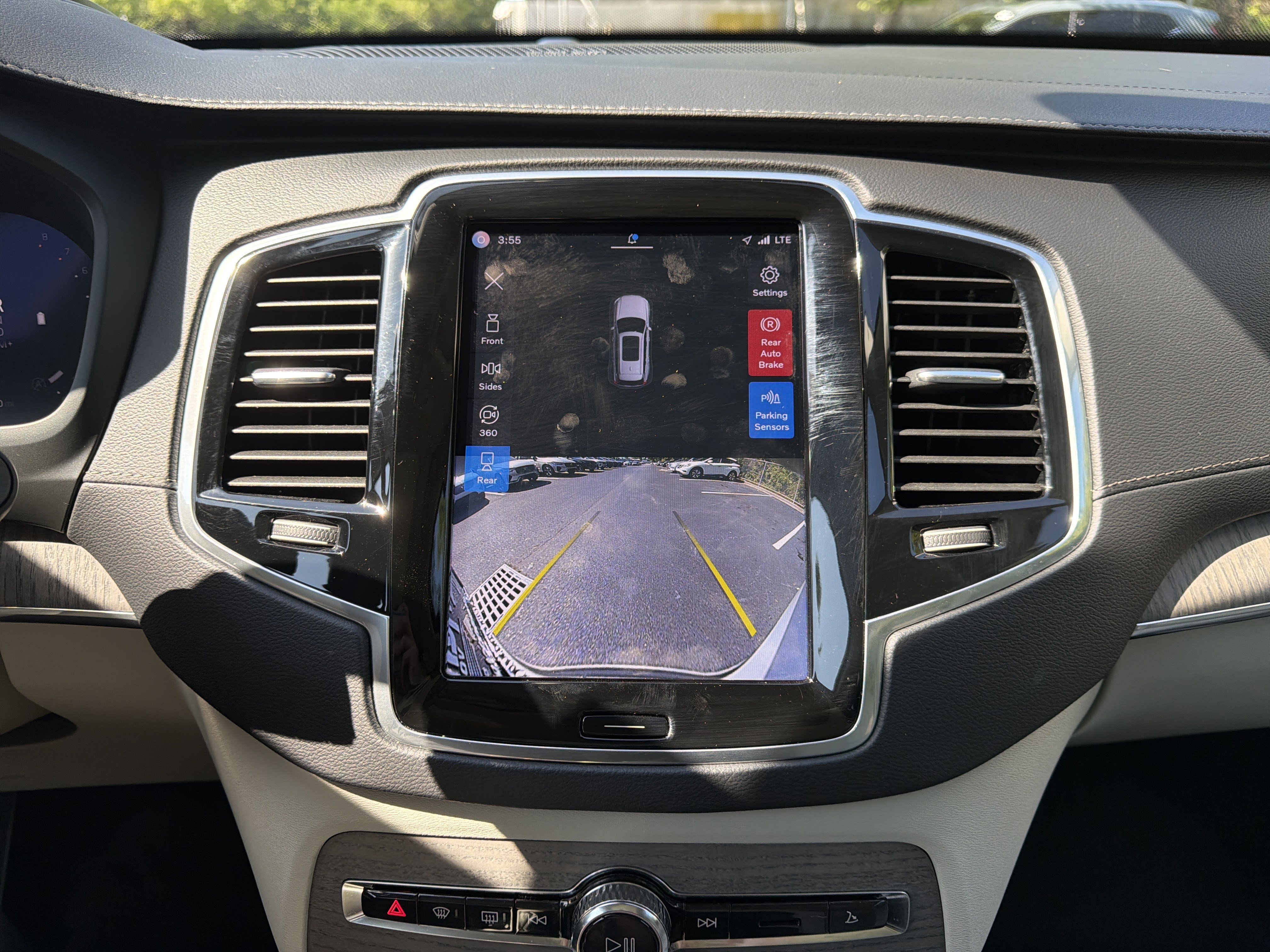 Certified 2023 Volvo XC90 B6 Ultimate image 25