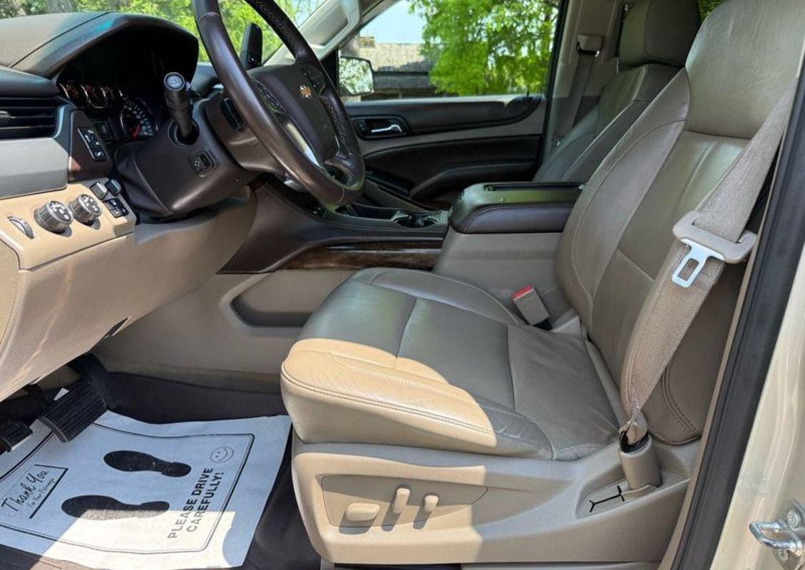Used 2016 Chevrolet Suburban LT AWD/4WD image 13