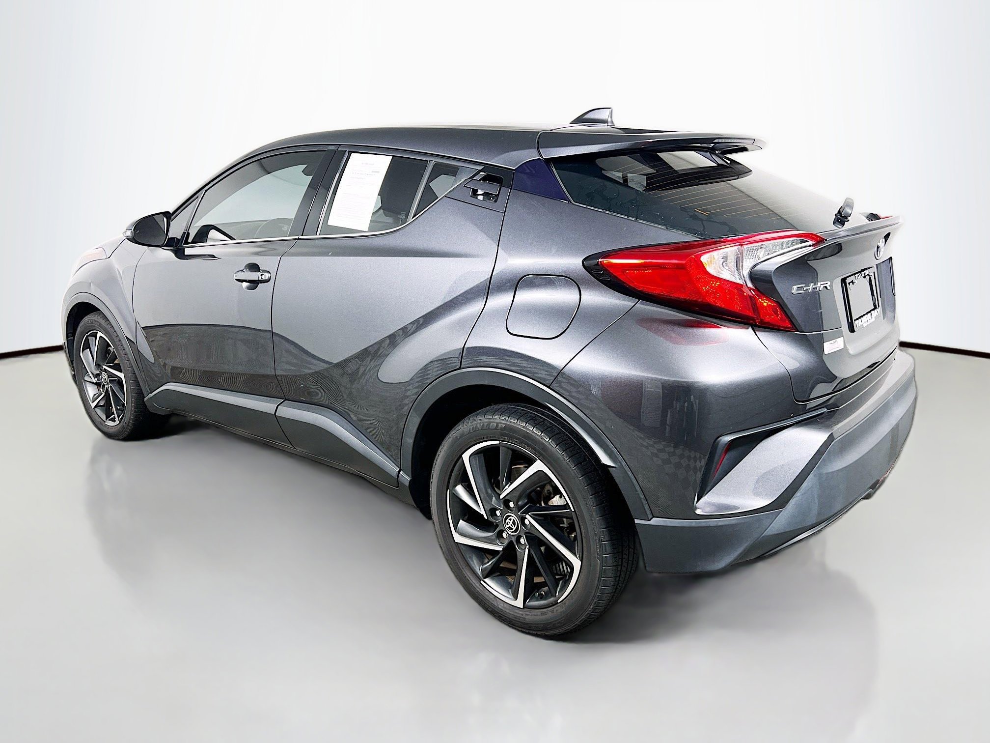 Used 2021 Toyota C-HR Limited image 8