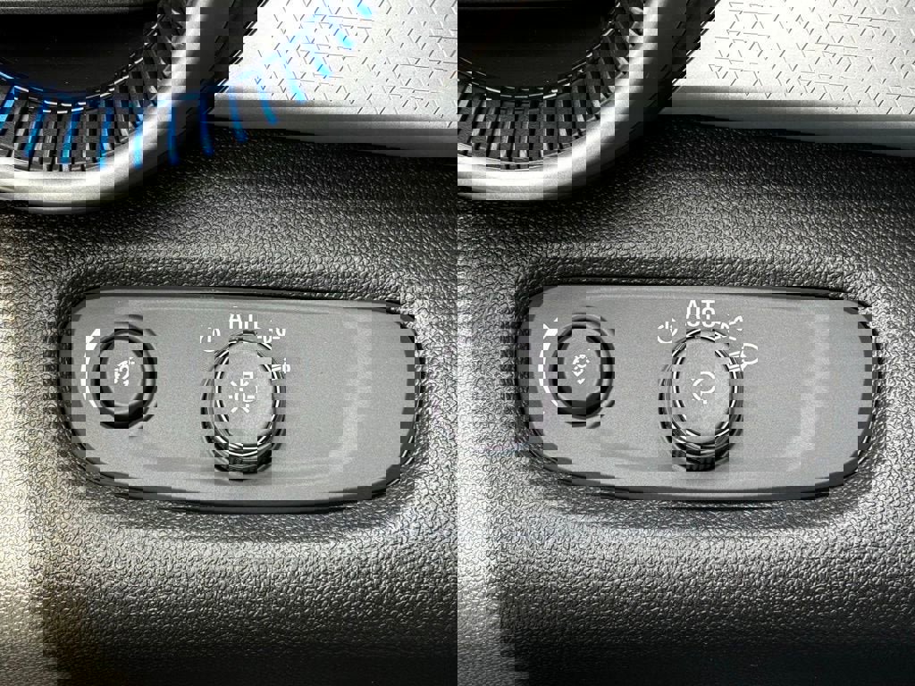 New 2026 Chevrolet Trax LS image 17