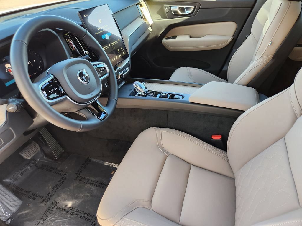 New 2026 Volvo XC60 B5 Plus w/ Protection Package Premier AWD/4WD image 7