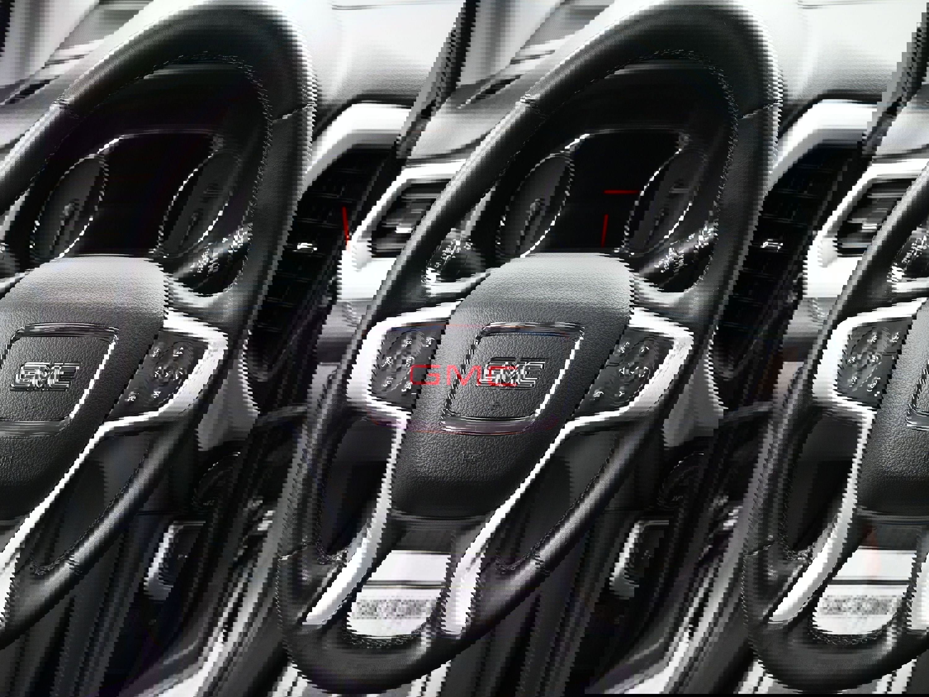 Used 2023 GMC Acadia SLT w/ Technology Package image 10