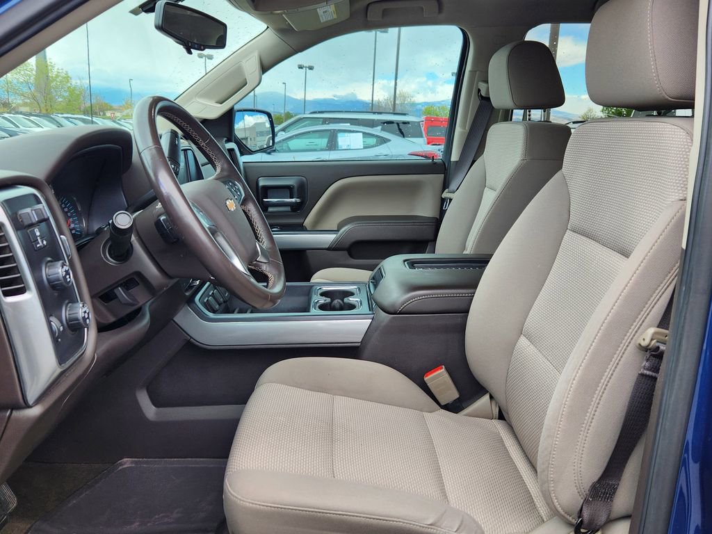 Used 2018 Chevrolet Silverado 1500 LT w/ LPO, Street Package AWD/4WD image 8