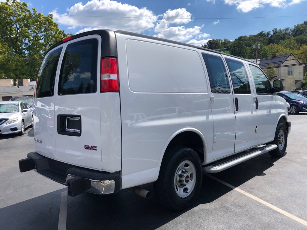 Used 2023 GMC Savana 2500 w/ Driver Convenience Package image 5