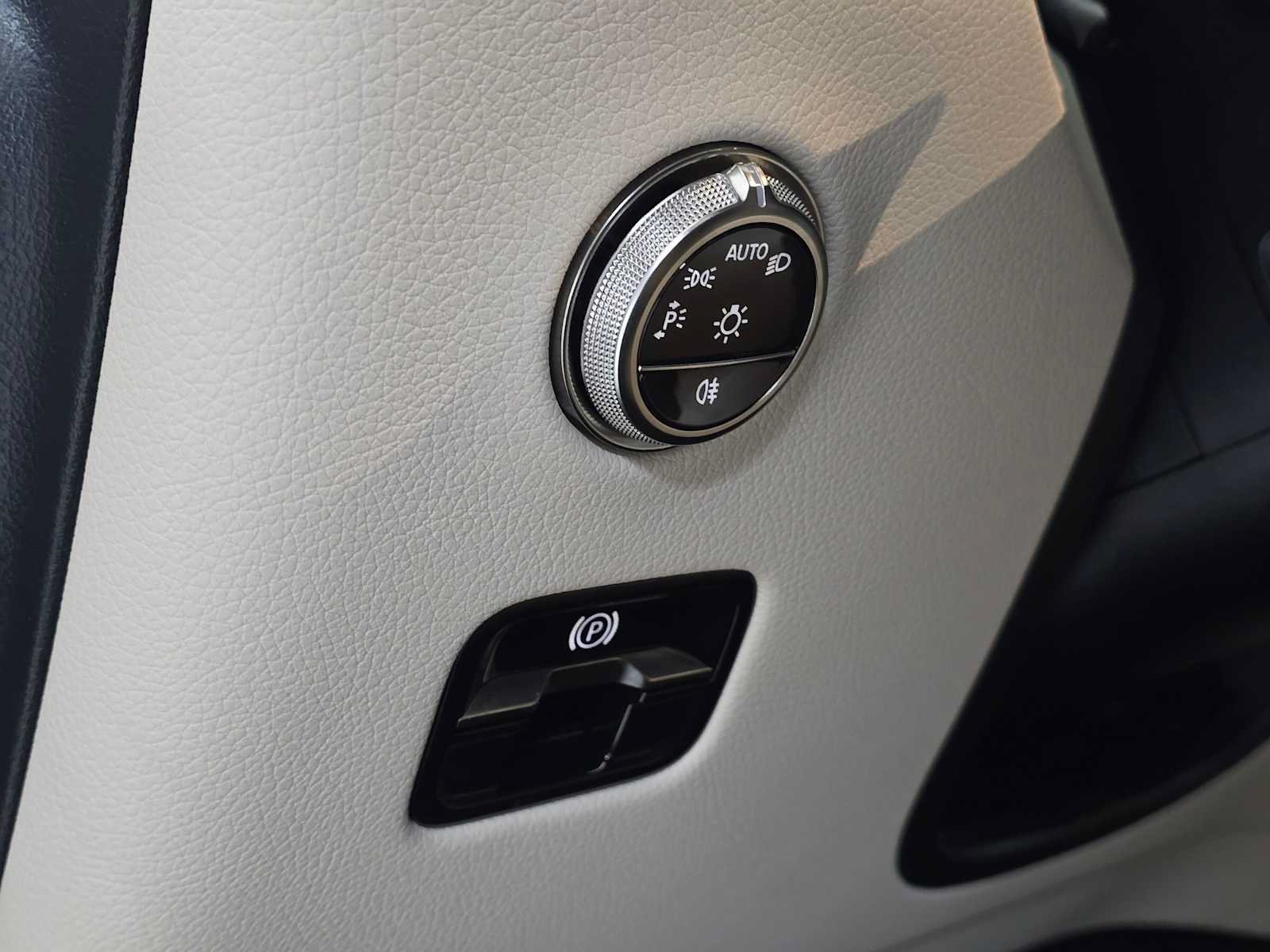 Certified 2026 Mercedes-Benz GLC 300 4MATIC image 26