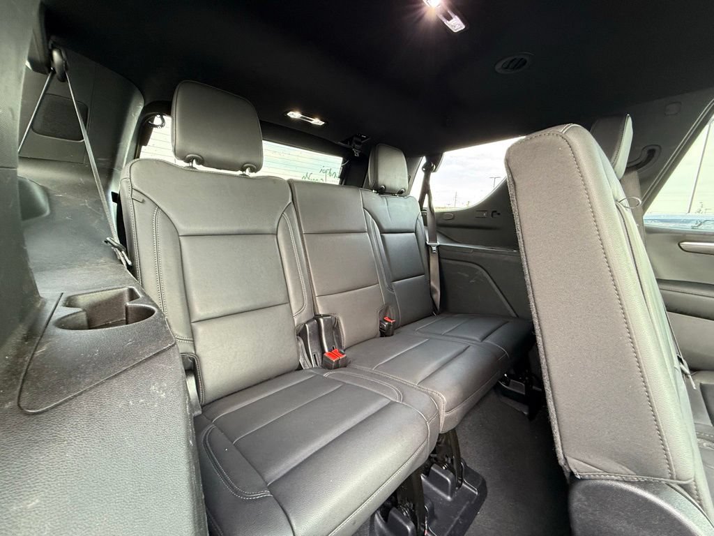 Used 2025 Chevrolet Tahoe Z71 AWD/4WD image 28