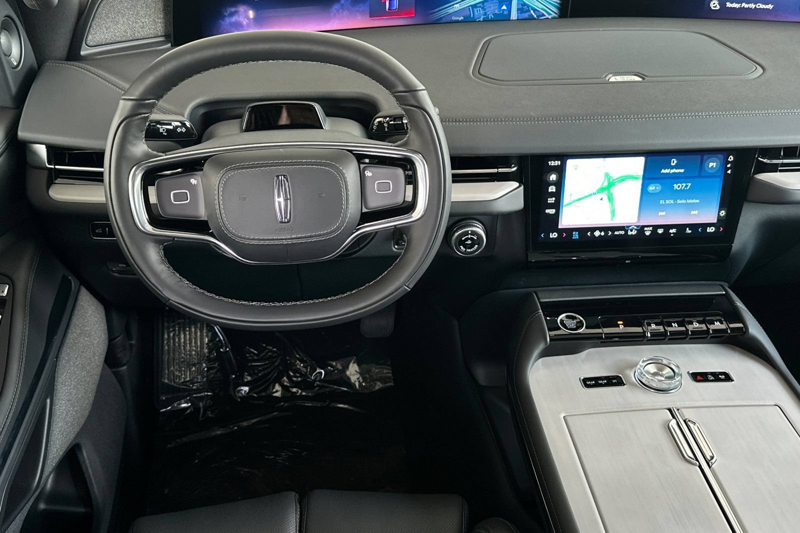 New 2026 Lincoln Navigator Reserve w/ Jet Appearance Package AWD/4WD image 13