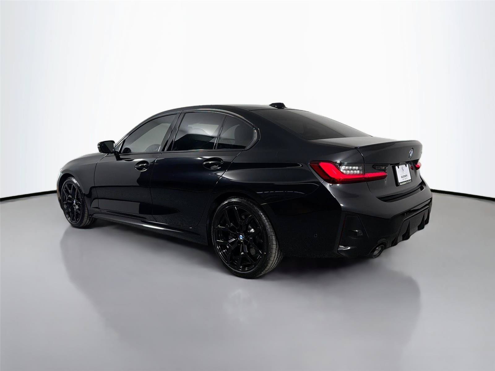 New 2026 BMW 330i Sedan w/ M Sport Package RWD image 7