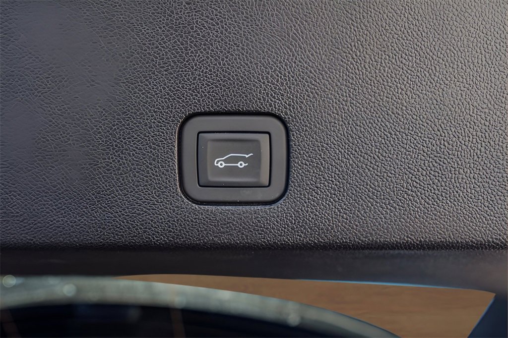 New 2025 Cadillac XT6 Premium Luxury w/ Technology Package image 28