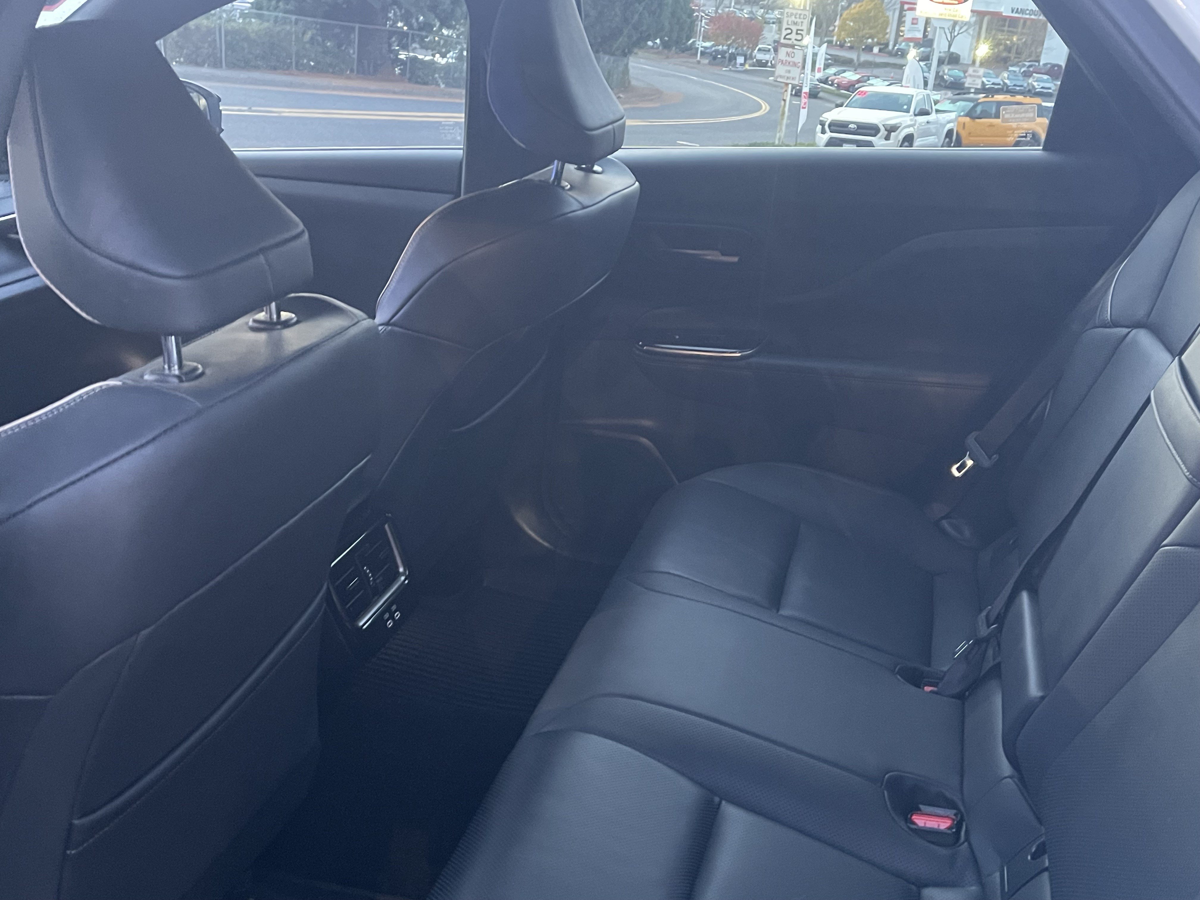 Certified 2025 Toyota Crown Signia w/ Tow-Hitch Package (TMS) AWD/4WD image 14