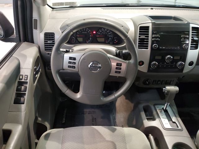 Used 2014 Nissan Frontier SV w/ SV Value Truck Package image 15