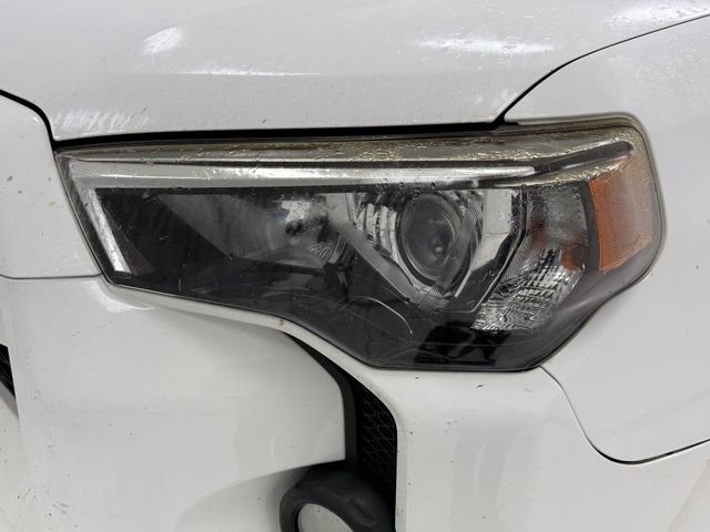 Used 2015 Toyota 4Runner SR5 image 6